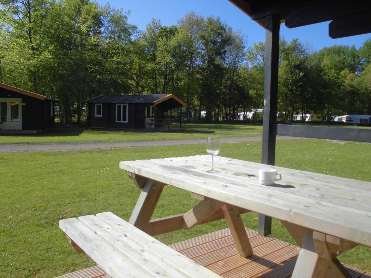 Vakantiepark T Urkerbos - Blokhutje Экстерьер фото